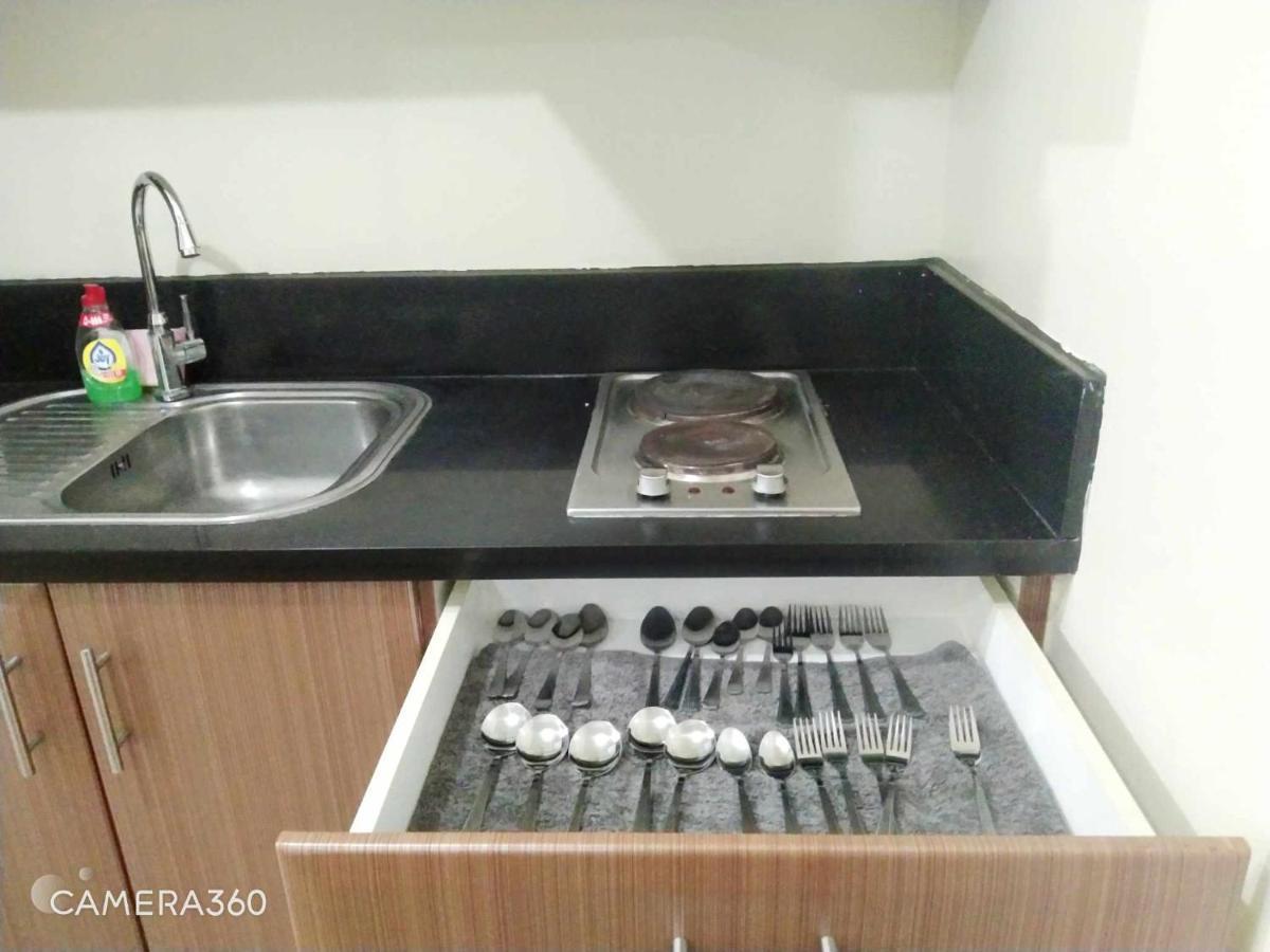 Pasay Condotel Near Naia Terminal 3 Esterno foto